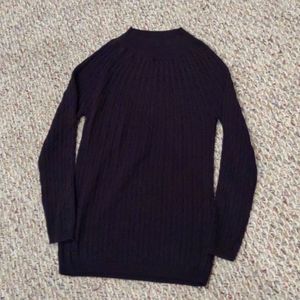 Like new Black cable knit sweater SZ M.